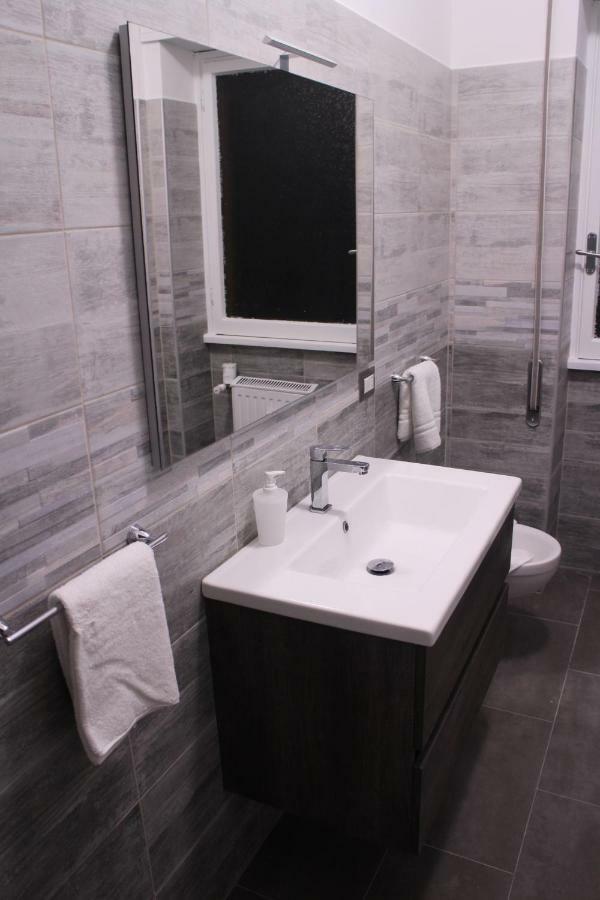 Green View Apartment โรม ภายนอก รูปภาพ